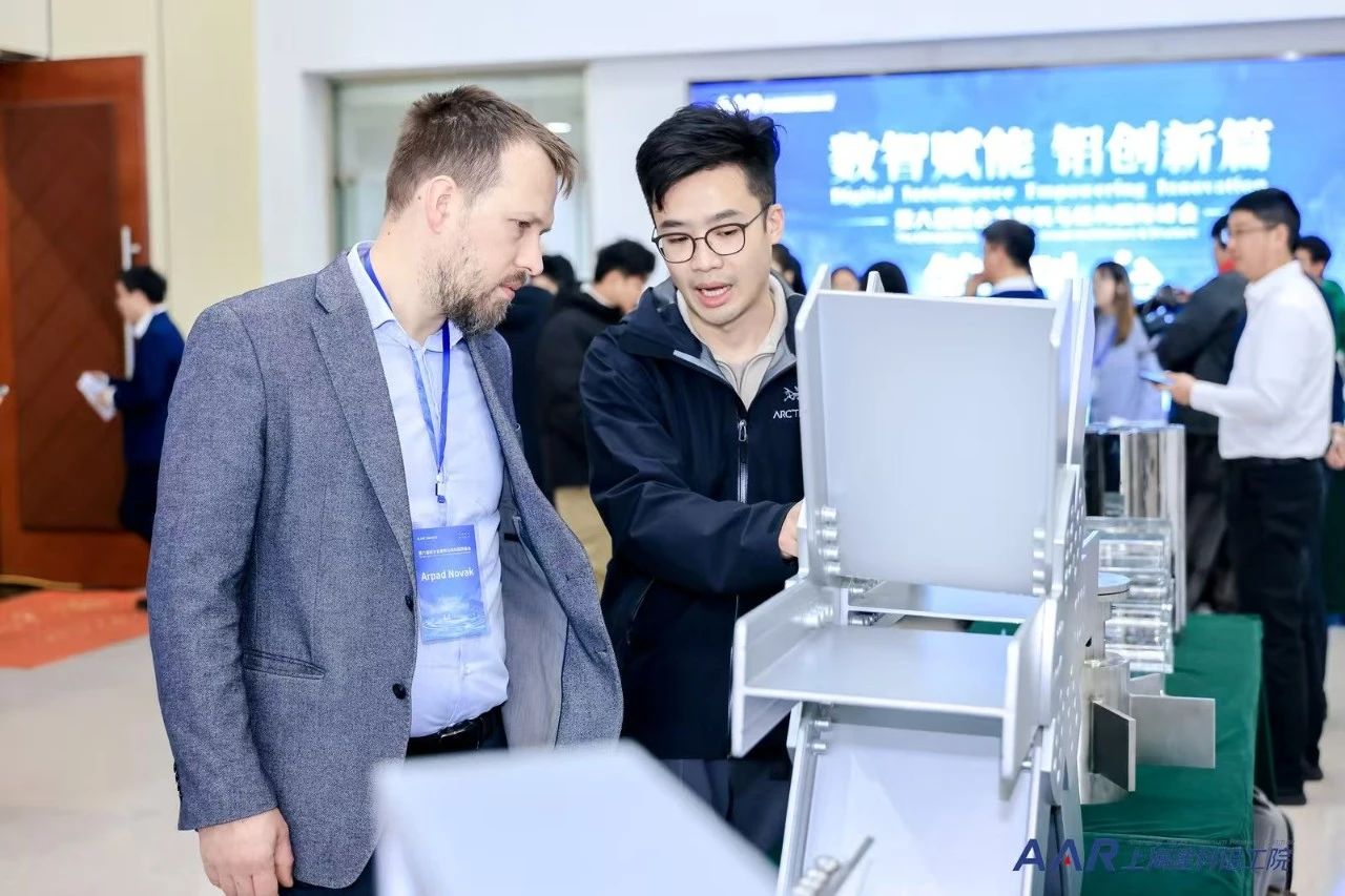 9d42c2244327d066c77486df9a468e93.jpg